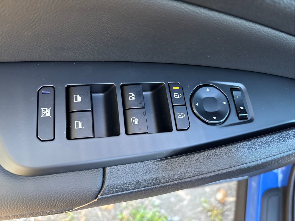 New 2026 Kia Sportage EX image 23