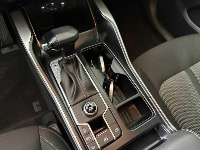 Used 2024 Kia Sorento LX image 20