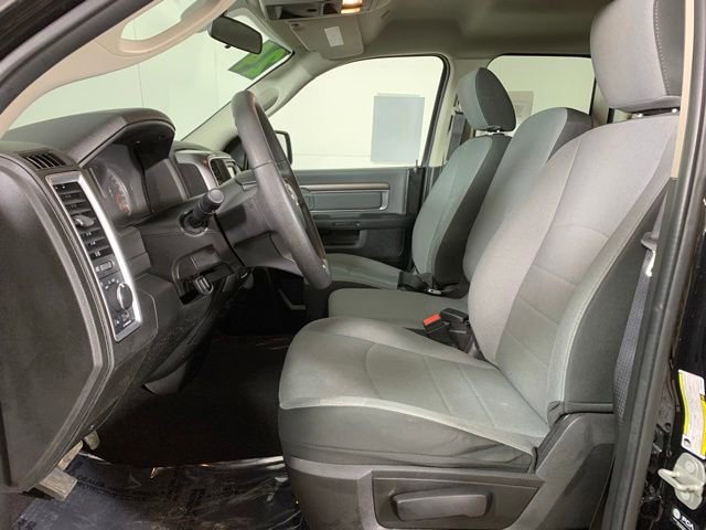 Used 2024 RAM 1500 Classic SLT AWD/4WD image 15