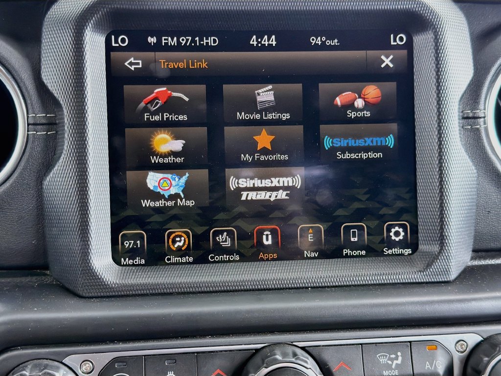Used 2022 Jeep Gladiator Overland w/ Popular Equipment Package AWD/4WD image 29