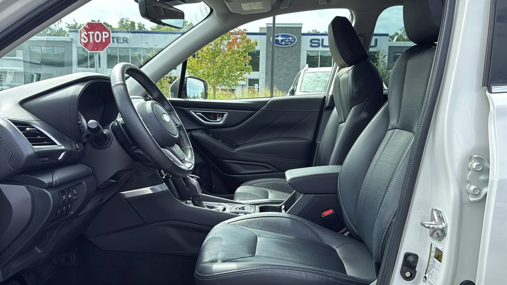 Certified 2023 Subaru Forester Touring AWD/4WD image 12