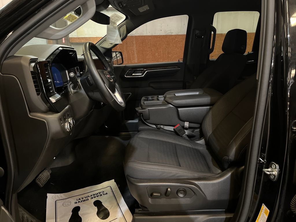 Used 2023 GMC Sierra 1500 Elevation AWD/4WD image 9