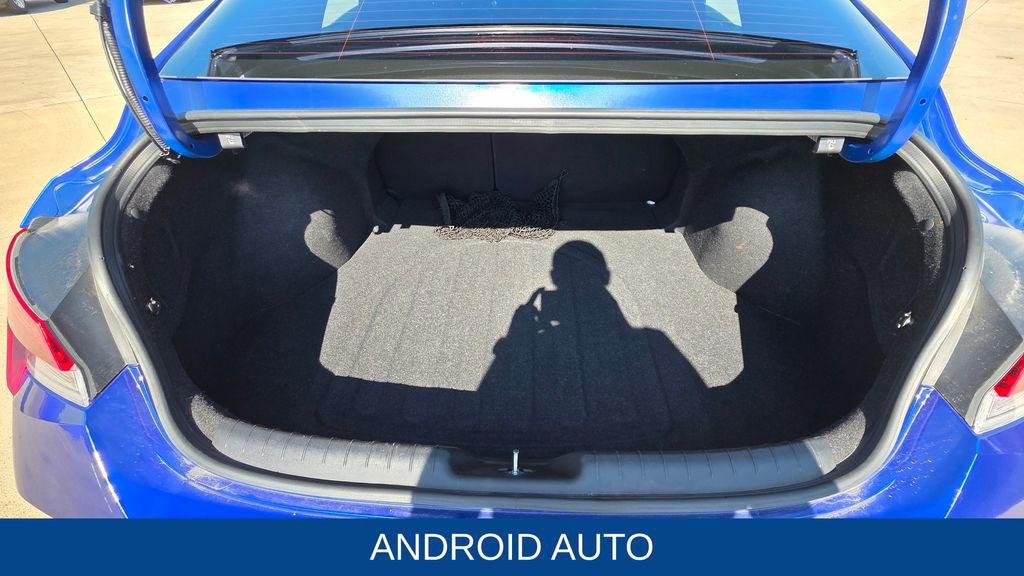 Used 2023 Hyundai Elantra Limited image 18