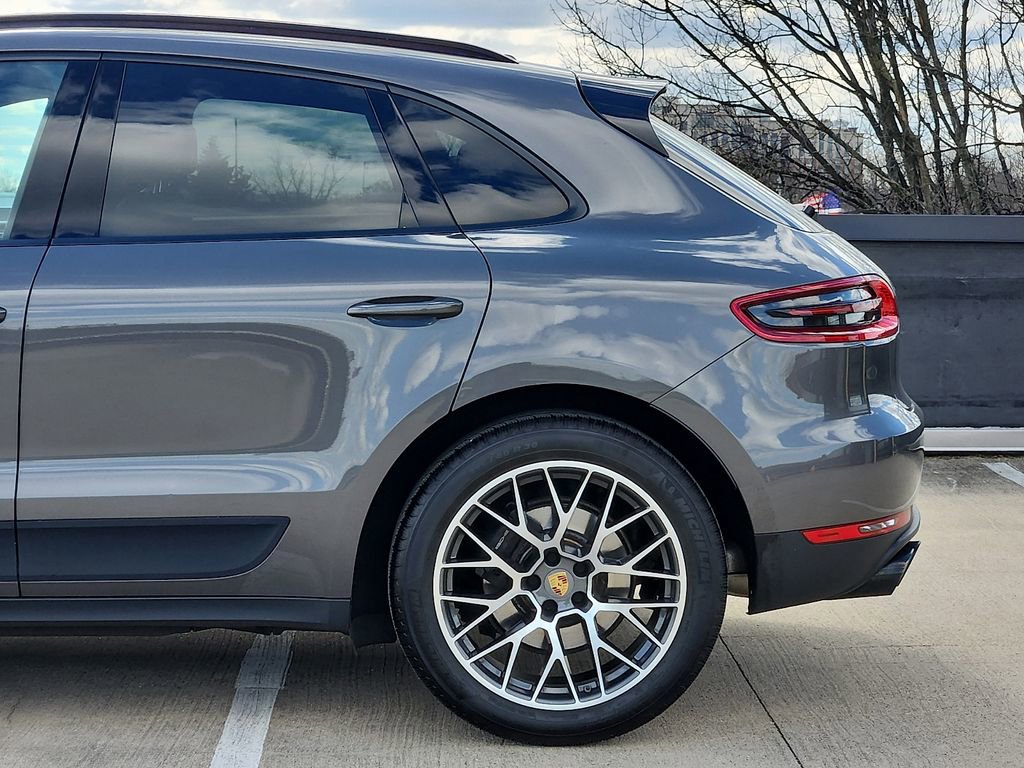 Used 2018 Porsche Macan Sport Edition image 7