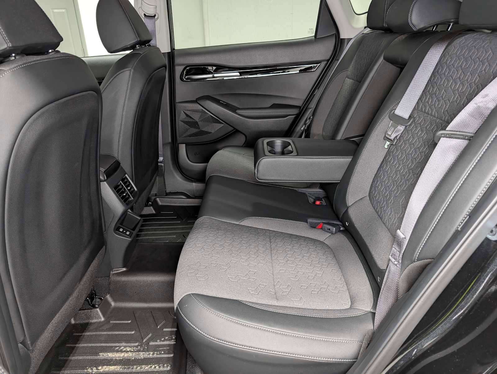 Certified 2024 Kia Seltos S image 22