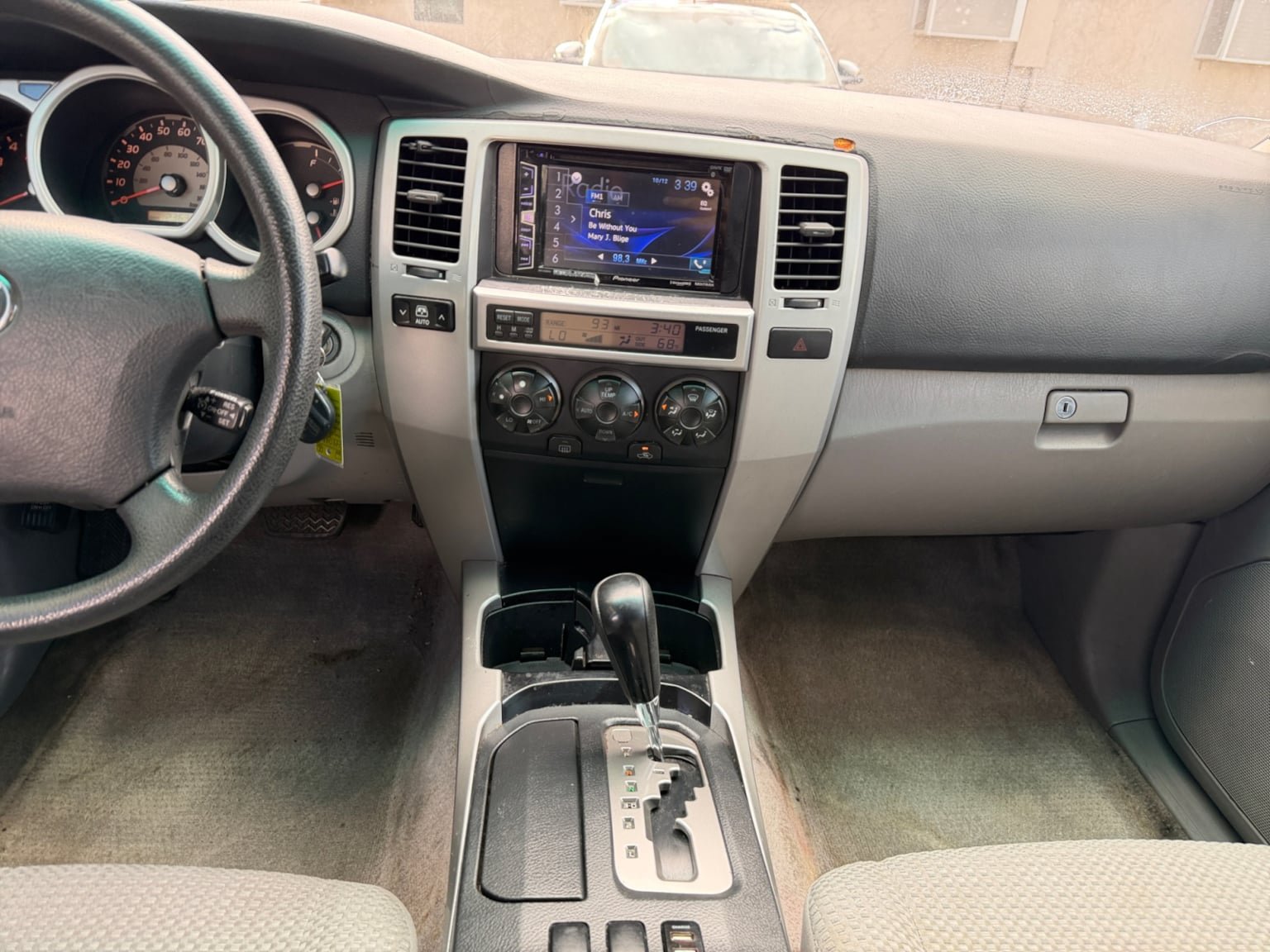 Used 2004 Toyota 4Runner SR5 RWD image 15