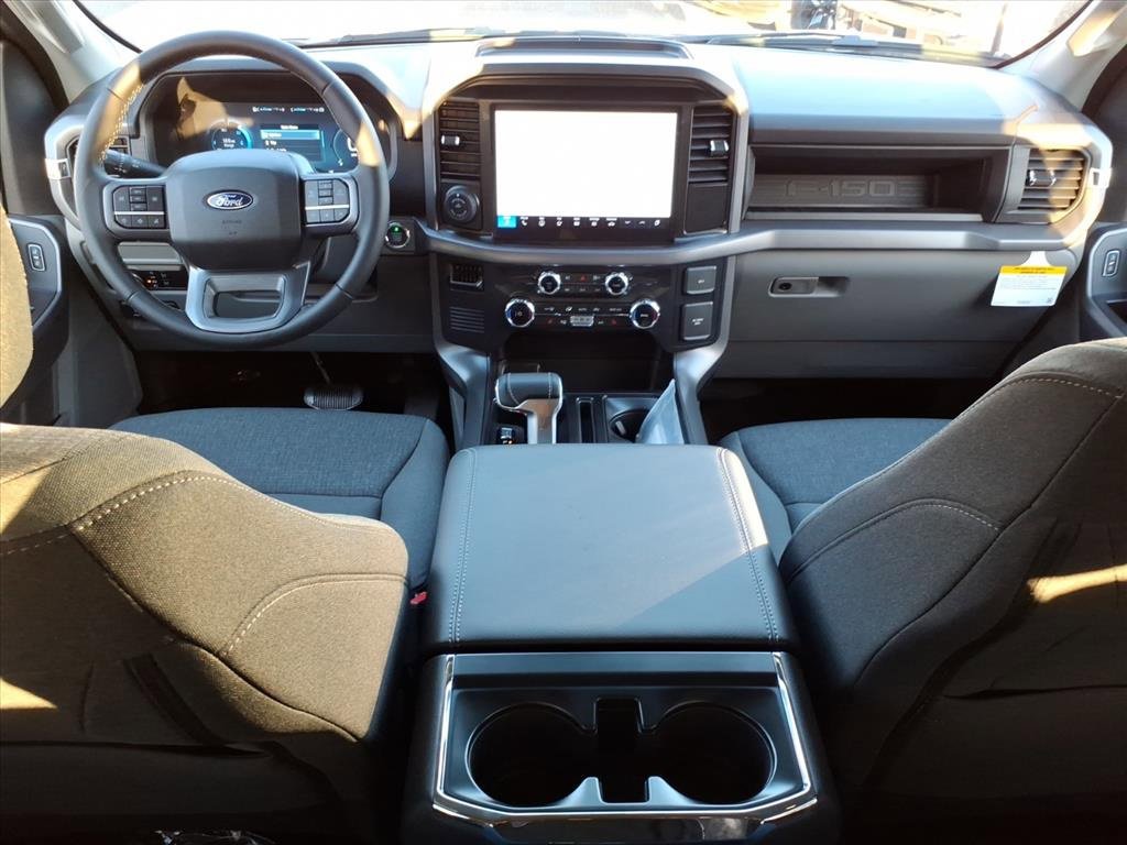 New 2025 Ford F150 Lightning XLT image 9