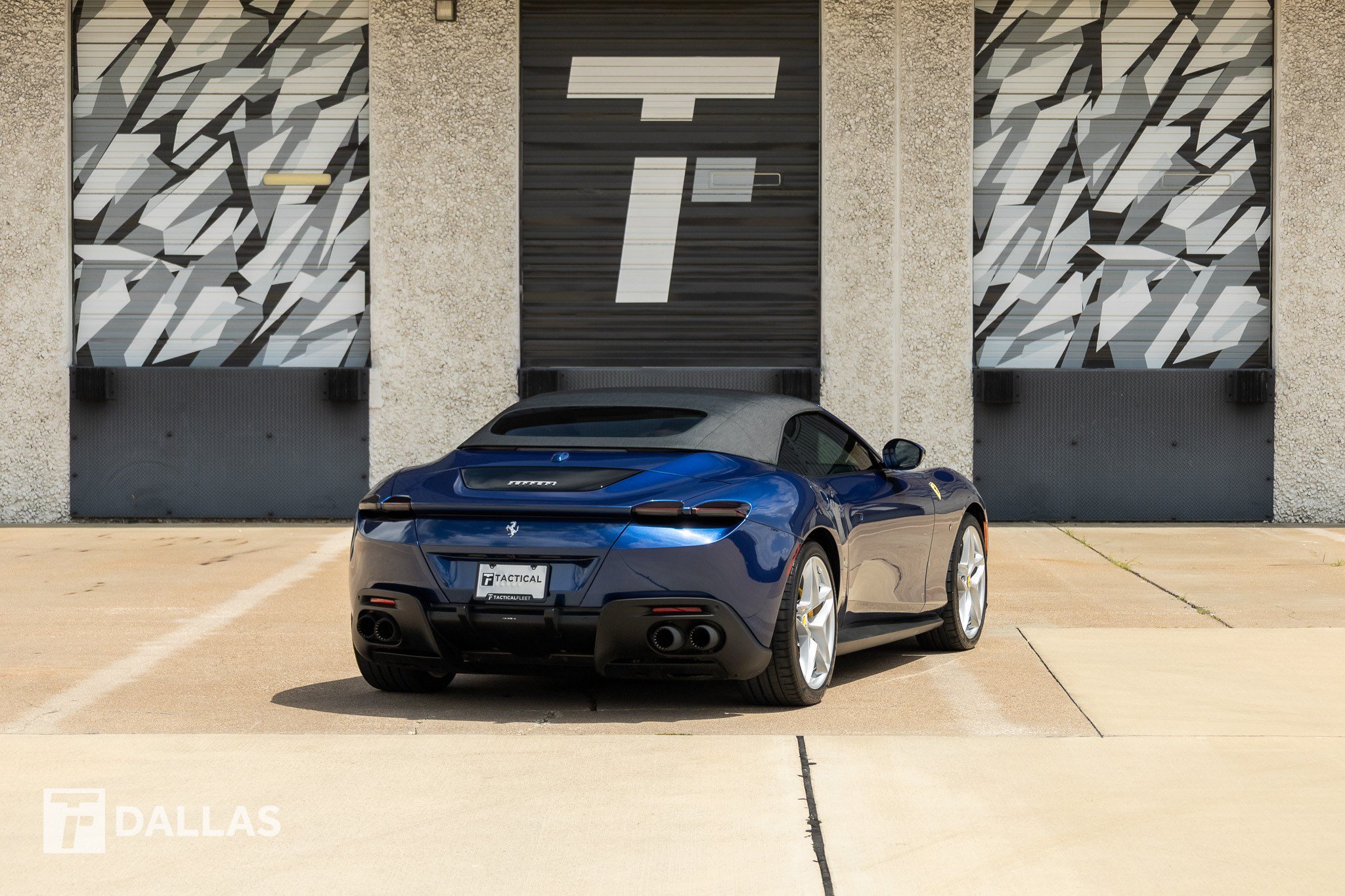 Used 2025 Ferrari Roma Spider RWD image 15