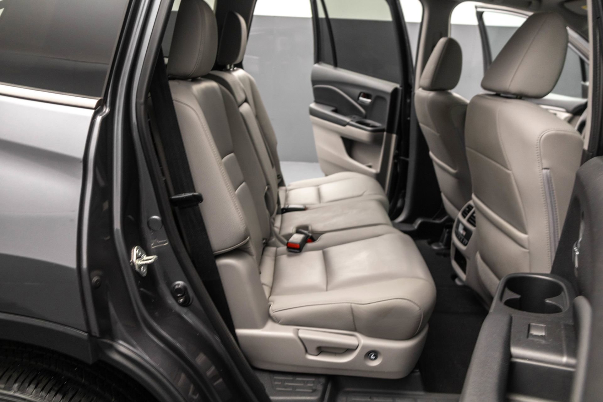 Used 2018 Honda Pilot EX-L image 32
