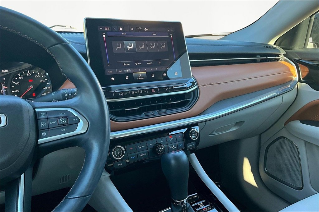 Used 2022 Jeep Compass Limited image 6