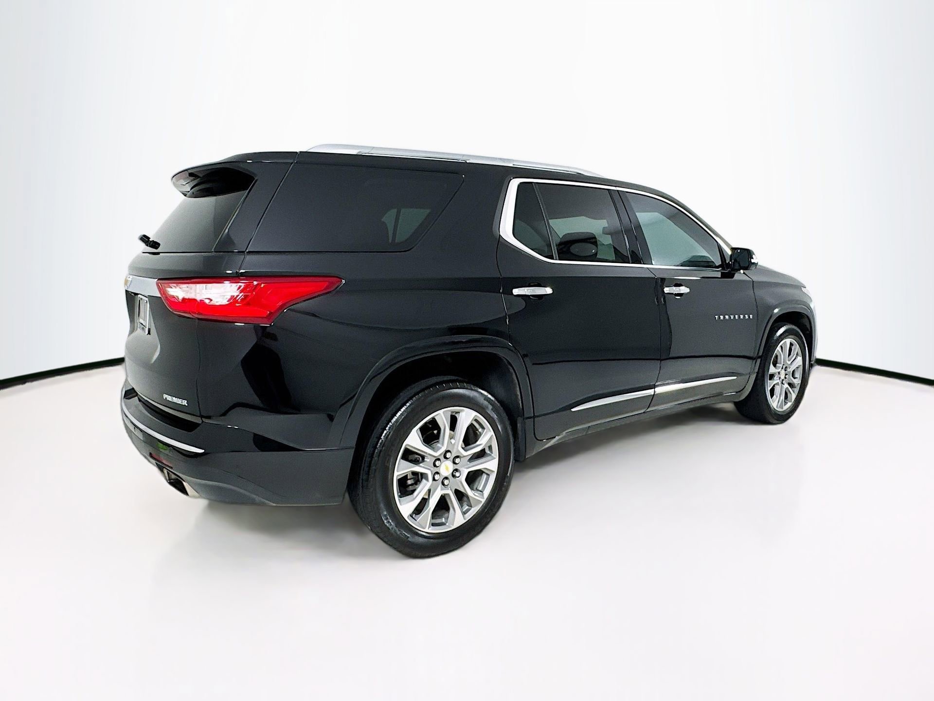 Used 2020 Chevrolet Traverse Premier image 8