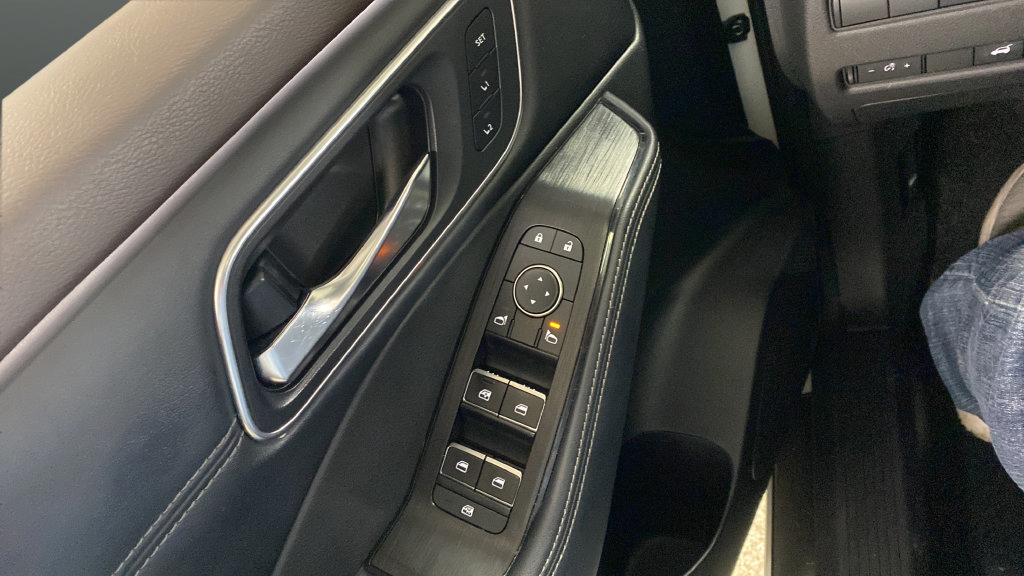Used 2021 Nissan Rogue Platinum FWD image 21