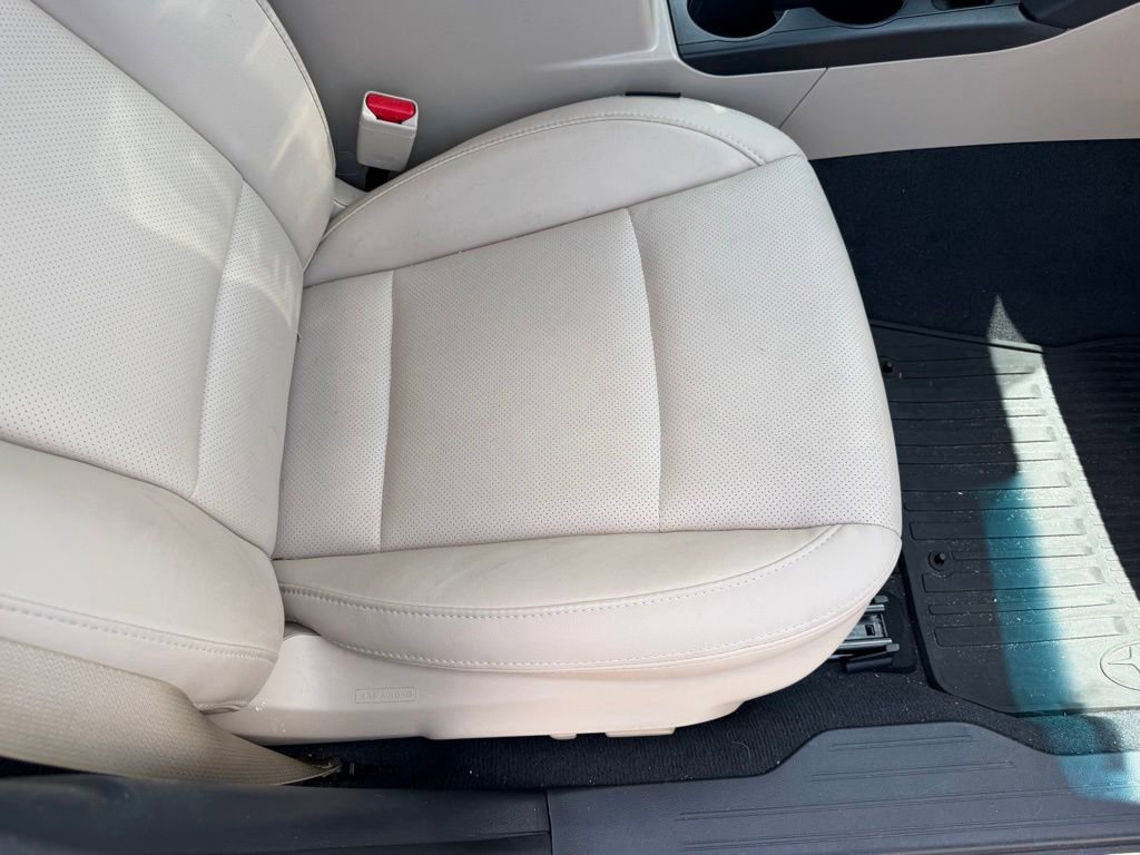 Used 2017 Subaru Outback 2.5i Limited AWD/4WD image 21