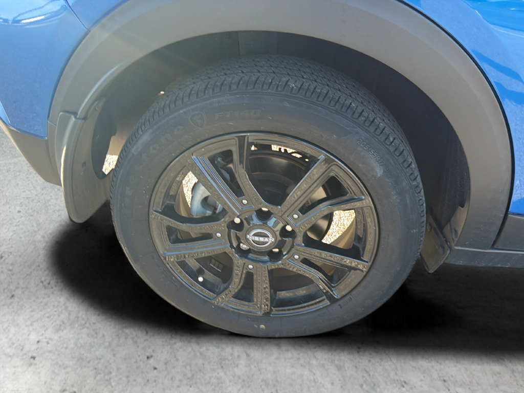 Certified 2024 Nissan Kicks SR w/ SR Premium Package FWD image 53