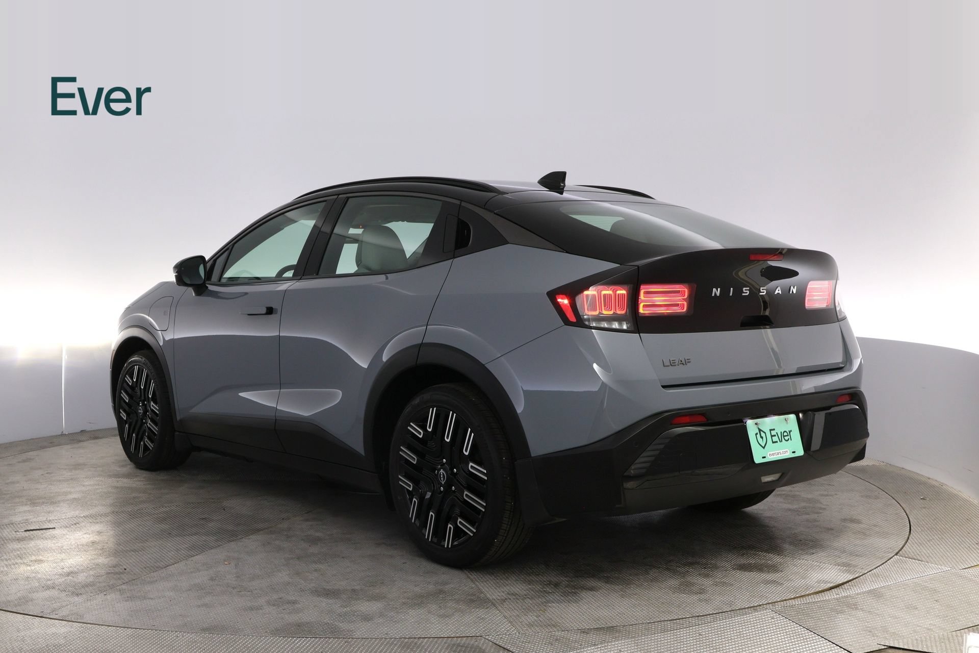 Used 2026 Nissan Leaf Platinum+ w/ Cargo Package (Platinum+) FWD image 17