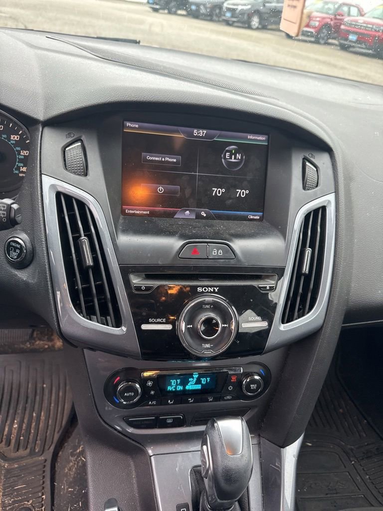 Used 2014 Ford Focus Titanium FWD image 13
