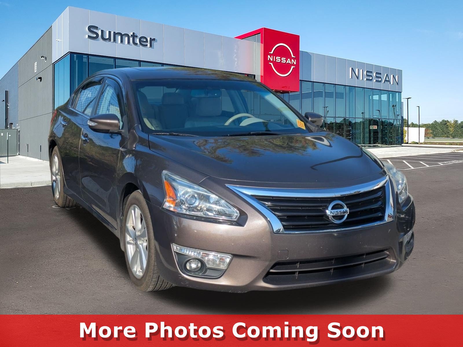 Used 2013 Nissan Altima 2.5 SL w/ Technology Pkg FWD image 1