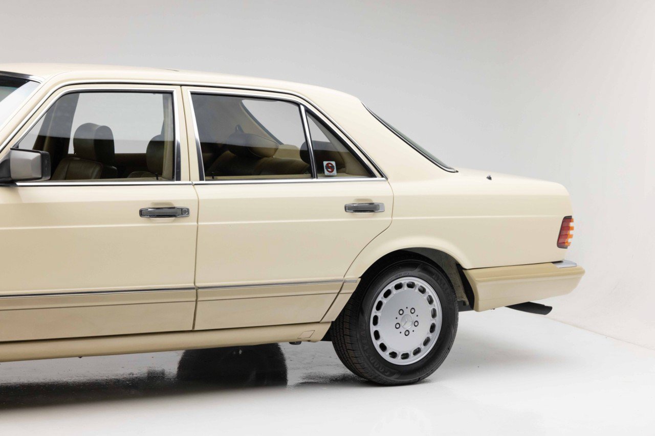 Used 1991 Mercedes-Benz 350 SD image 29