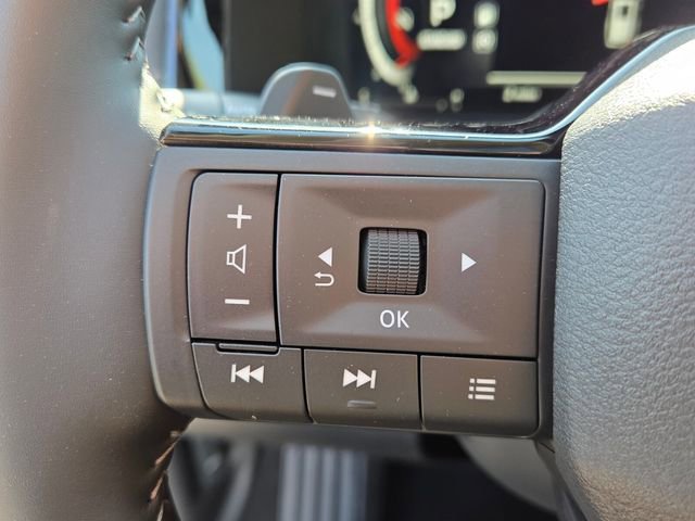 New 2026 Nissan Pathfinder Platinum w/ Cargo Package image 26