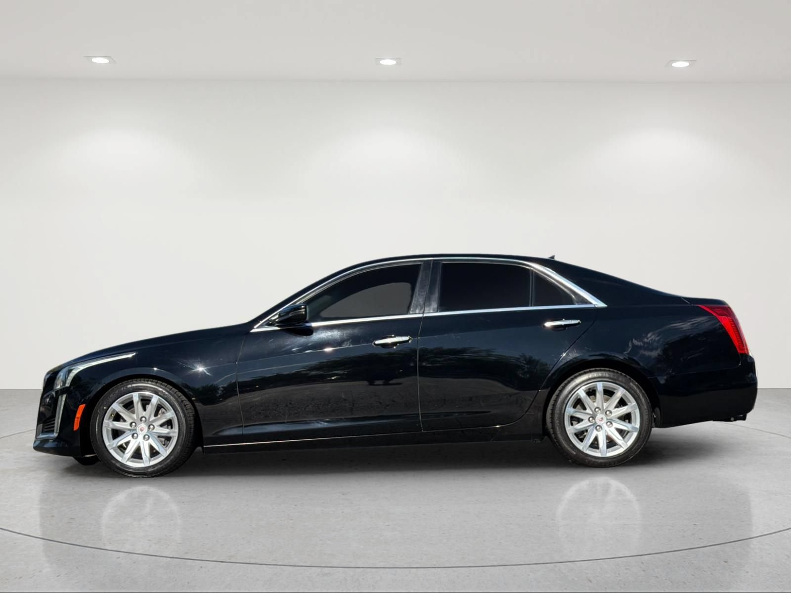 Used 2014 Cadillac CTS Luxury RWD image 2