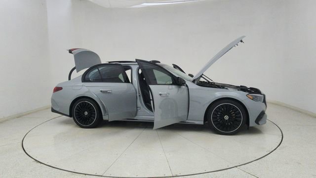 Used 2024 Mercedes-Benz E 350 4MATIC Sedan image 69