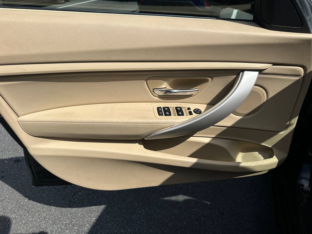 Used 2014 BMW 328i Gran Turismo xDrive AWD/4WD image 11
