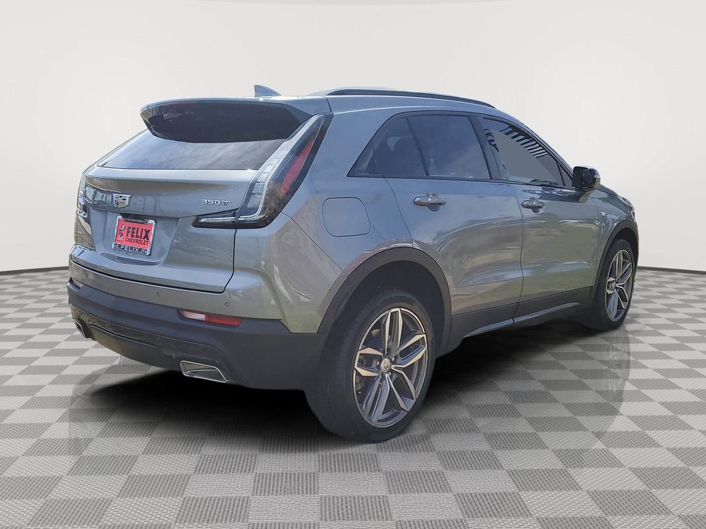 Used 2023 Cadillac XT4 Sport w/ Enhanced Visibility Package image 4