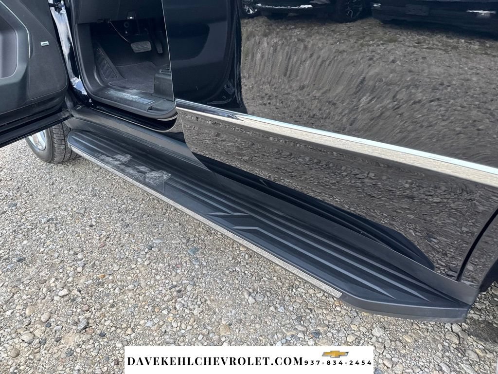 Used 2024 Chevrolet Tahoe Premier AWD/4WD image 40