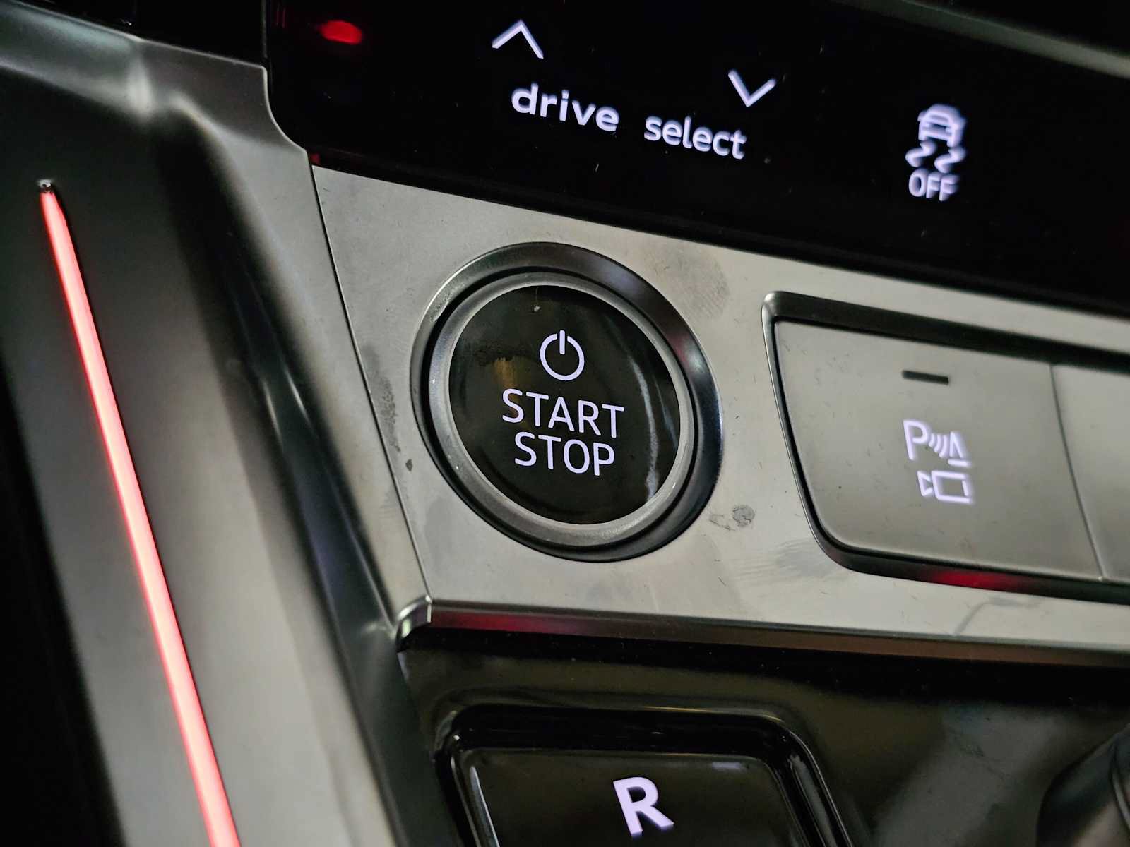 Used 2023 Audi e-tron Prestige w/ Prestige Package AWD/4WD image 31