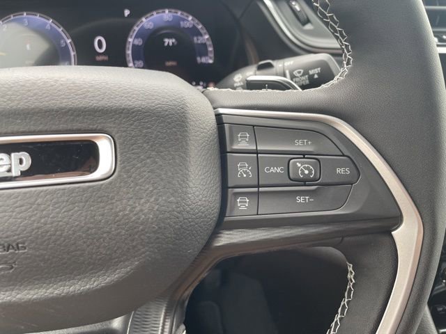 New 2025 Jeep Grand Cherokee Altitude RWD image 12
