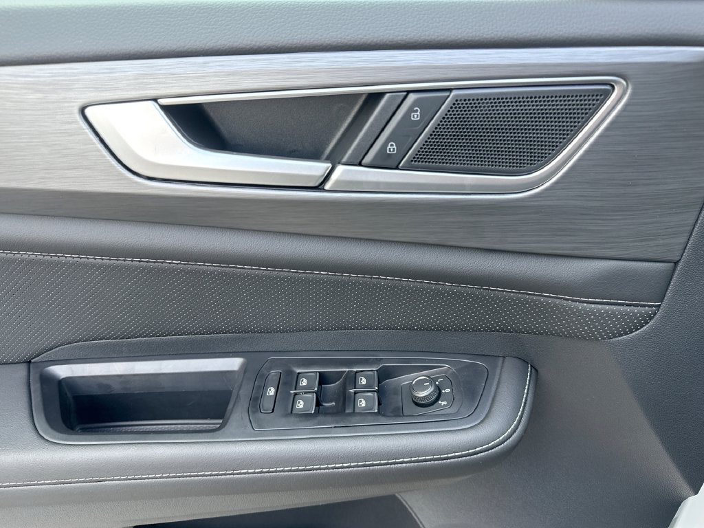 New 2026 Volkswagen Atlas Cross Sport SE AWD/4WD image 15