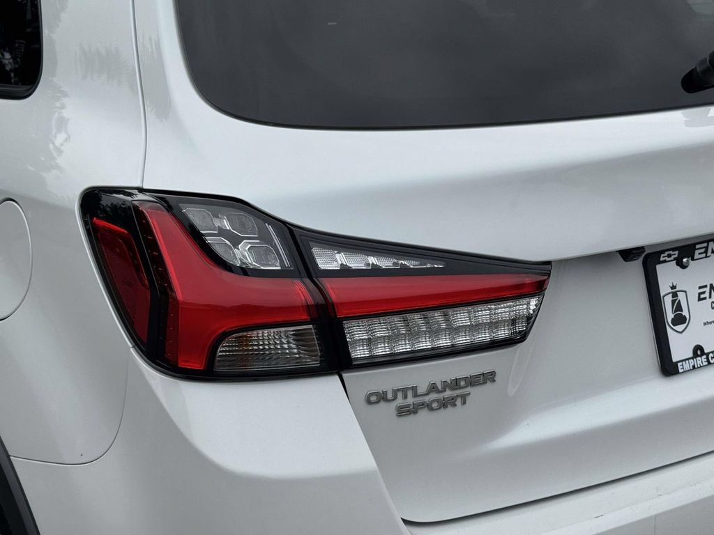 Used 2021 Mitsubishi Outlander Sport ES AWD/4WD image 13
