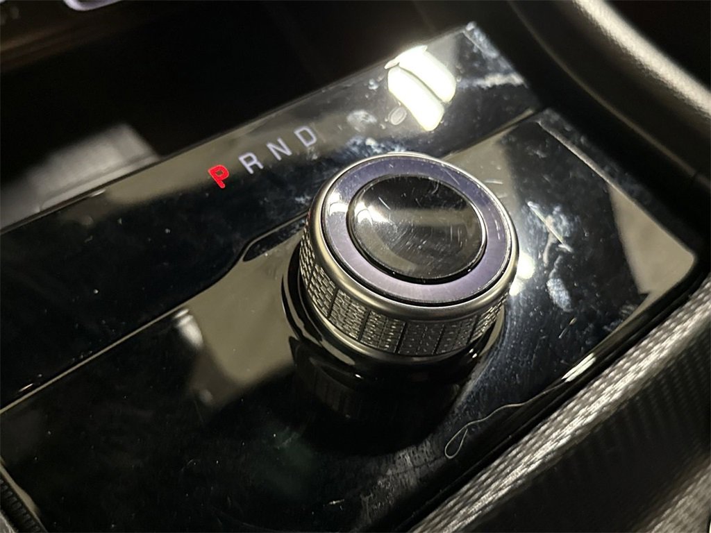 Used 2025 Jeep Grand Cherokee Laredo X w/ Luxury Tech Group I image 16