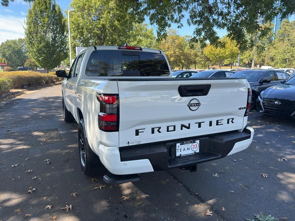 New 2026 Nissan Frontier SV image 5