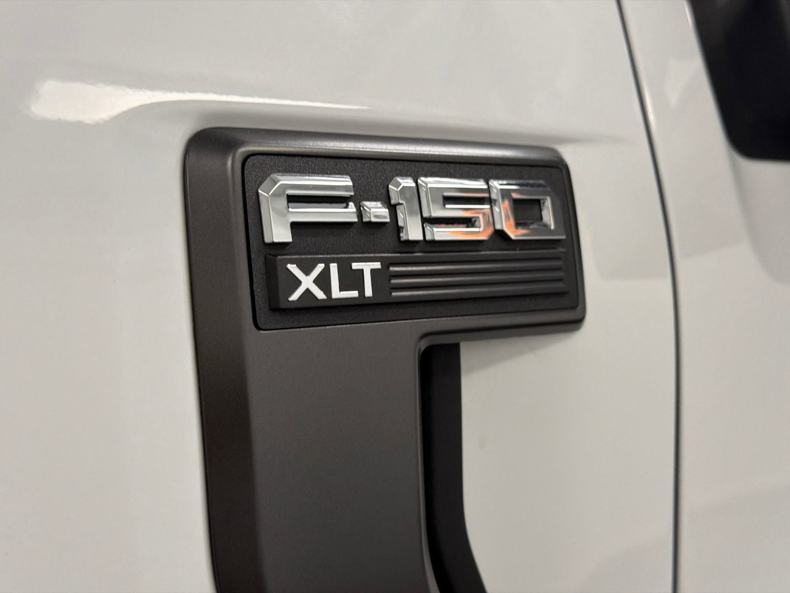 Used 2022 Ford F150 XLT w/ Equipment Group 302A High AWD/4WD image 14
