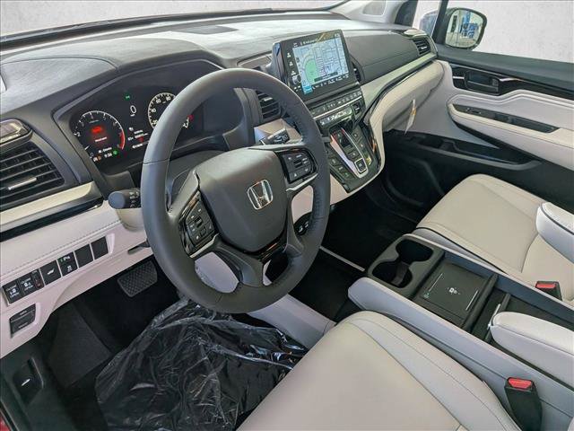 New 2026 Honda Odyssey Touring image 3