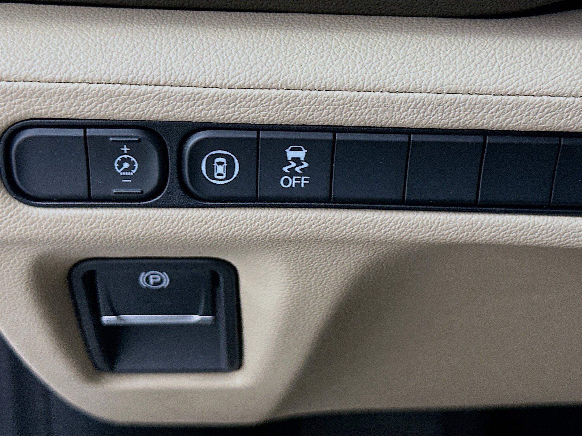 Used 2022 Acura MDX FWD image 16