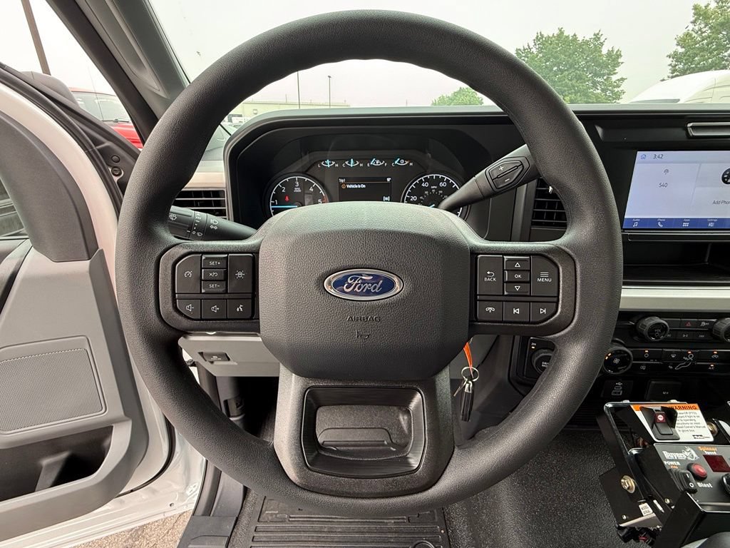 New 2026 Ford F550 4x4 Regular Cab Super Duty image 11