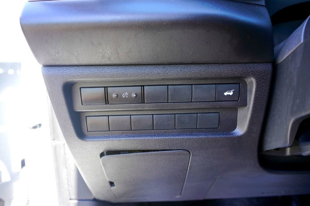 Used 2023 Mitsubishi Outlander SEL FWD image 22