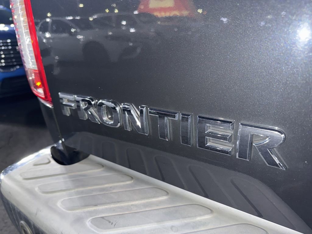 Used 2014 Nissan Frontier SV w/ SV Value Truck Package image 13