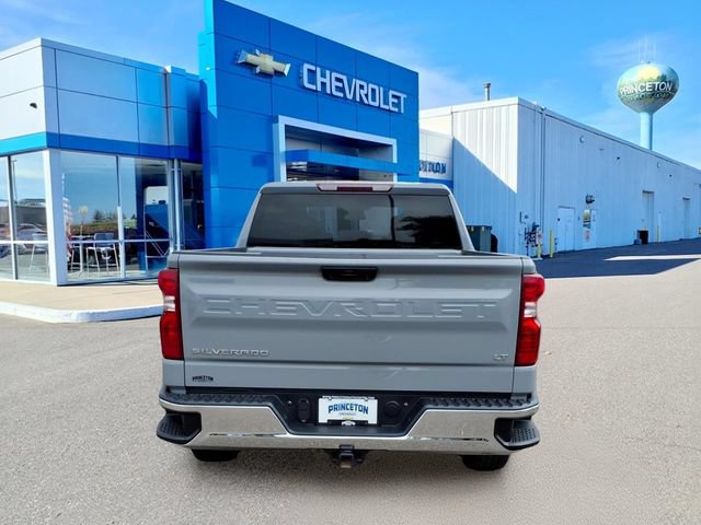 Used 2024 Chevrolet Silverado 1500 LT AWD/4WD image 4