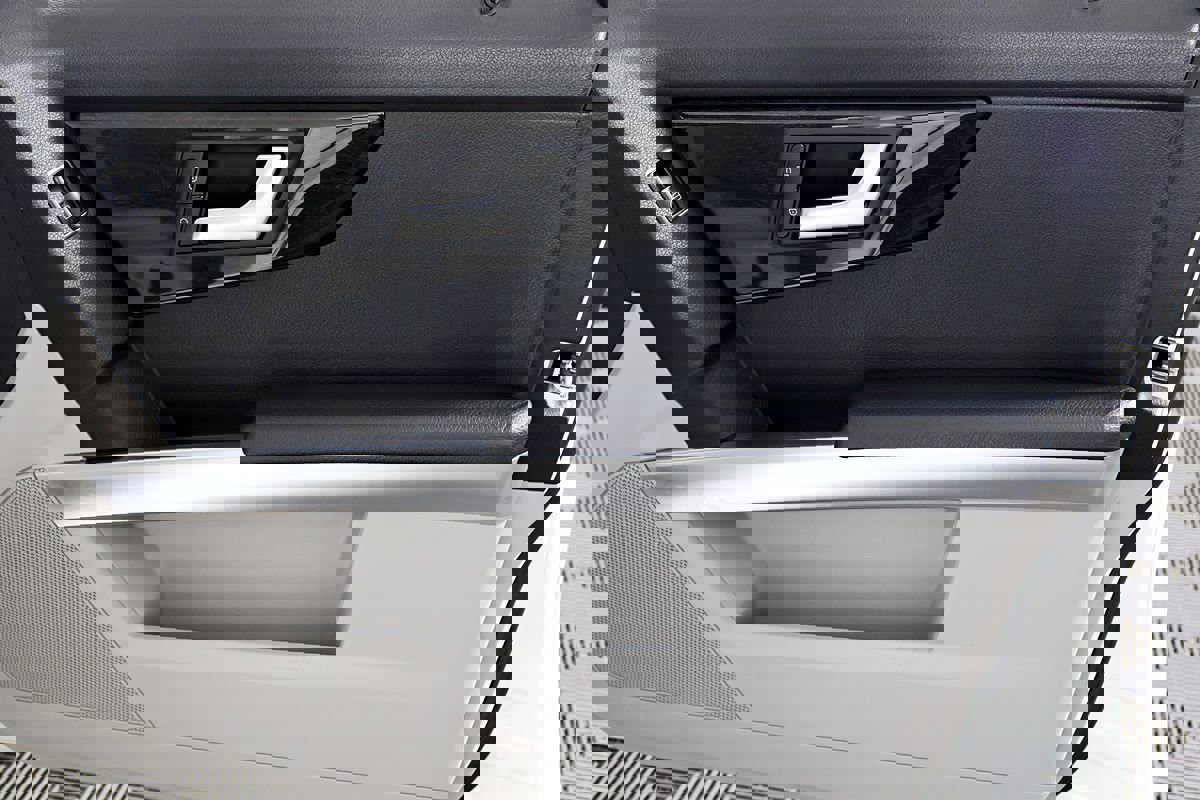 Used 2014 Mercedes-Benz GLK 250 BlueTEC 4MATIC image 41