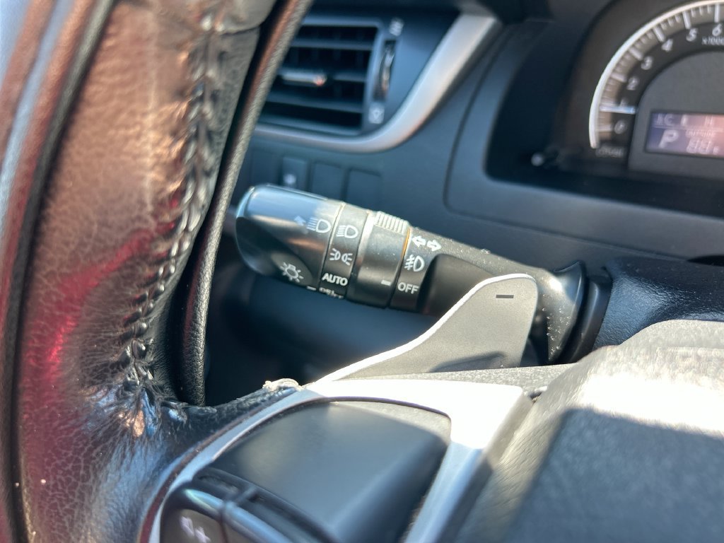 Used 2014 Toyota Camry SE FWD image 19