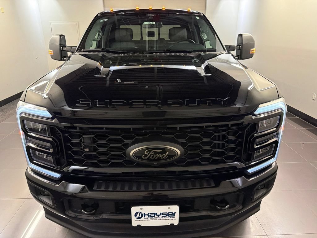New 2026 Ford F250 XLT w/ XLT Premium Package AWD/4WD image 2