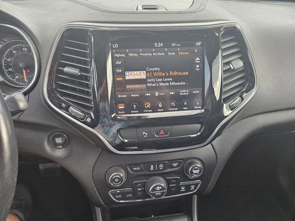 Used 2019 Jeep Cherokee Limited AWD/4WD image 13