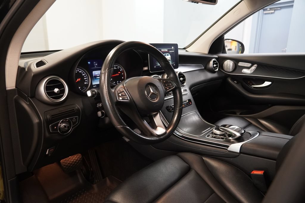 Used 2016 Mercedes-Benz GLC 300 4MATIC image 7