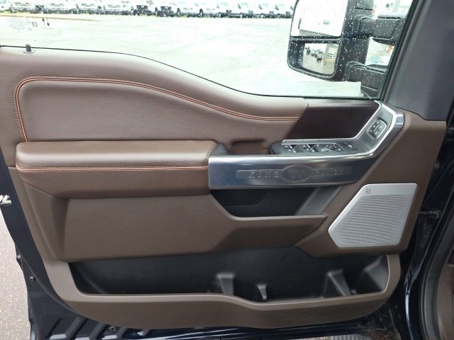 Used 2025 Ford F350 King Ranch image 15