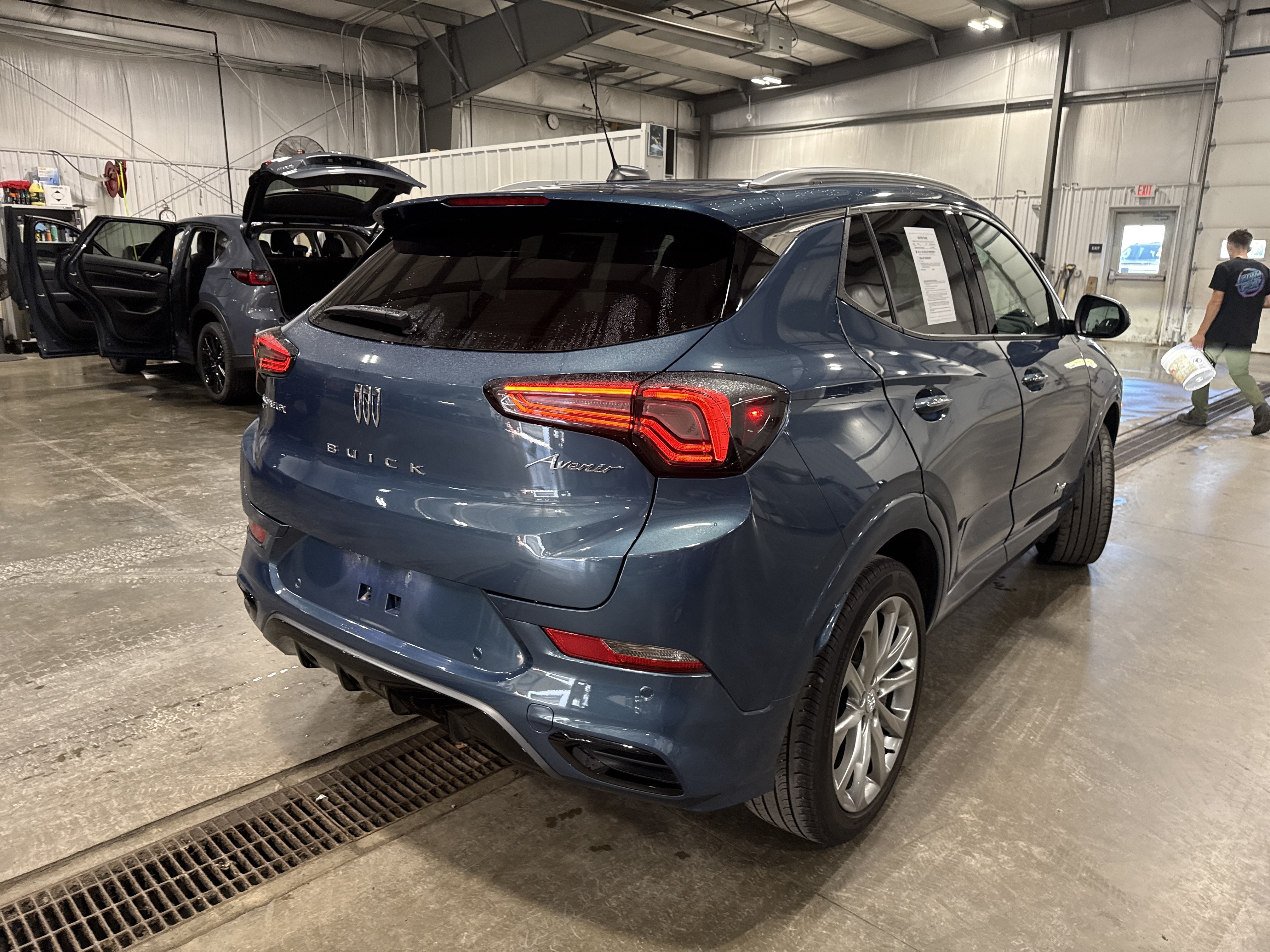 Used 2024 Buick Encore GX Avenir w/ Avenir Convenience Package AWD/4WD image 3