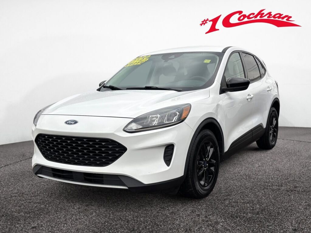 Used 2020 Ford Escape SE Sport image 29