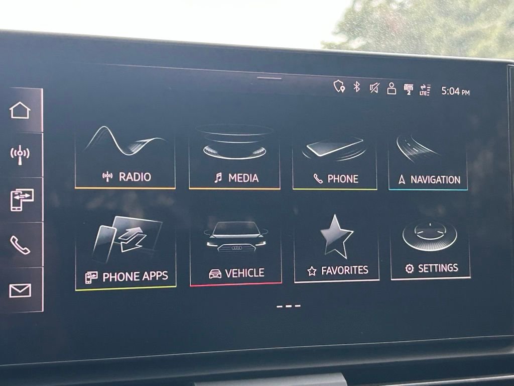 Used 2023 Audi Q5 2.0T Premium w/ Convenience Package image 16